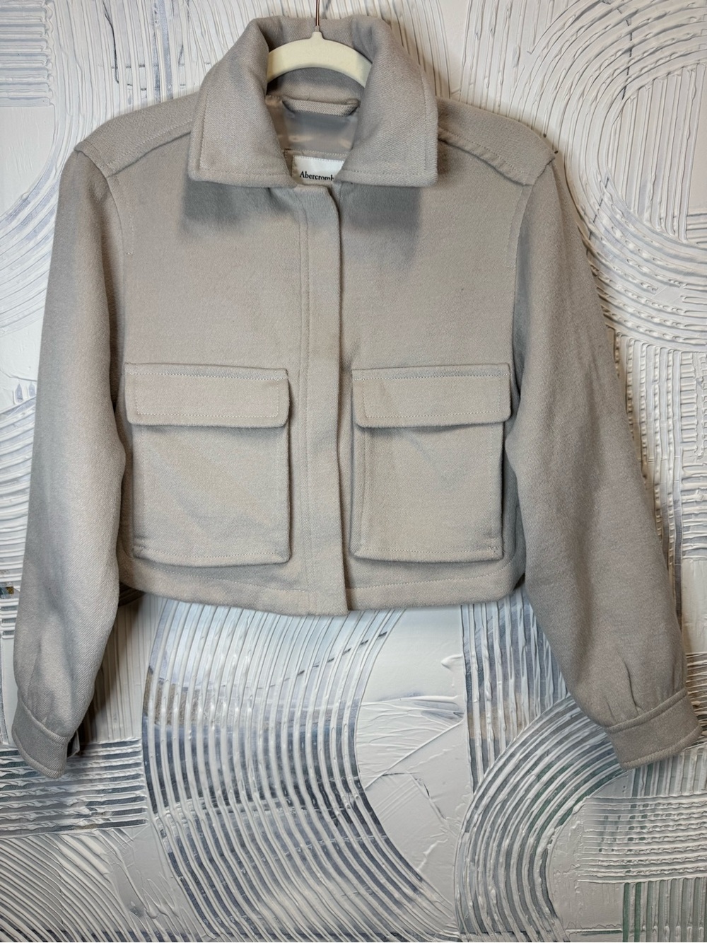 Abercrombie & Fitch Light Gray Cropped Utility Jacket